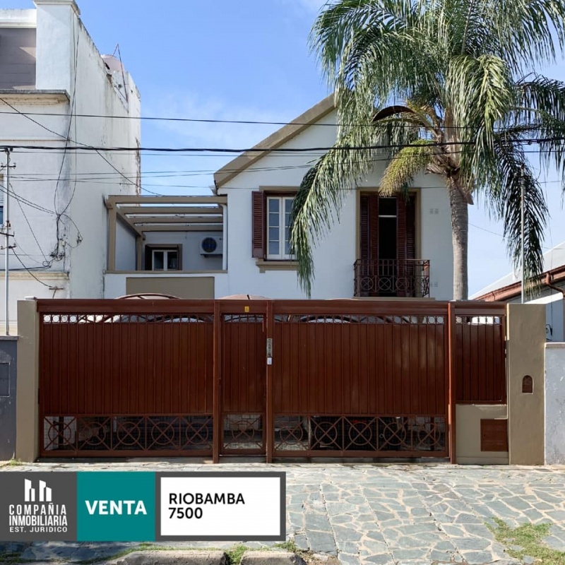 Riobamba 7500 / Venta / Casas